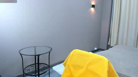 GMT7TueWedThuFriSatSun 0100am-0700am online show from February 3, 12:31 am