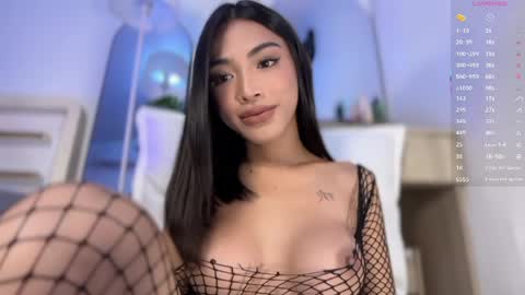 urHOT SABBY online show from May 28, 6:32 am