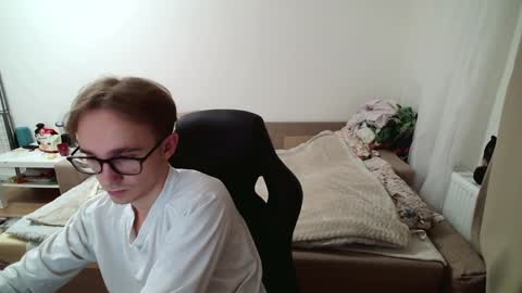 SabrinaDaniel online show from December 18, 9:29 pm