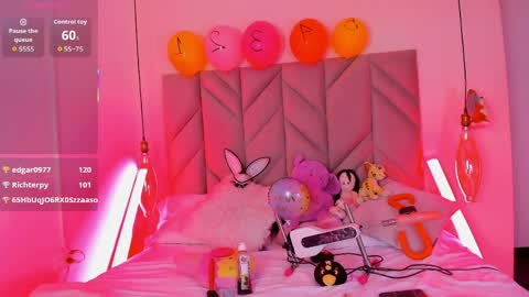 Sabrina Vantress online show from March 27, 8:26 am