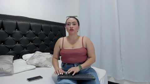 Sabrina Vantress online show from April 4, 7:55 pm