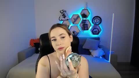 Sabrina Violet online show from February 5, 9:04 am