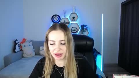 Sabrina Violet online show from March 9, 9:13 am