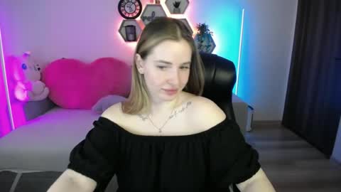 Sabrina Violet online show from June 20, 8:17 am
