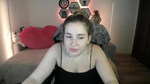 Sabrina Violet online show from July 21, 8:05 am