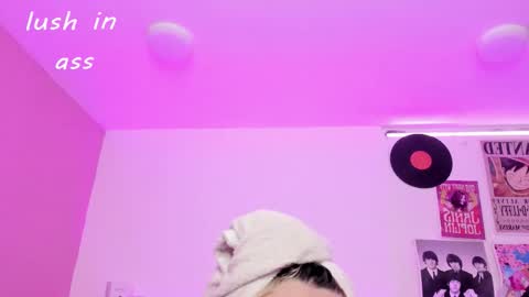 Ig  online show from February 17, 7:20 pm