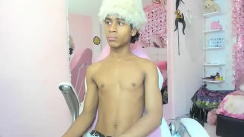 sack_wink online show from September 18, 7:38 pm