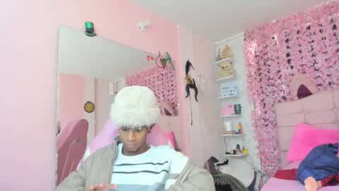 sack_wink online show from September 23, 7:06 pm