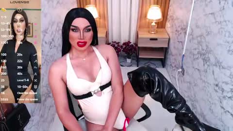 Verra Monroe online show from August 6, 10:22 pm
