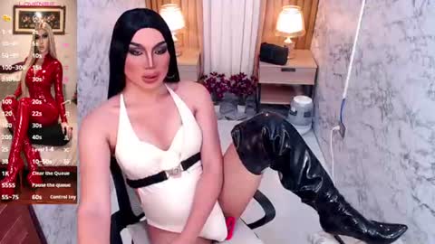 Verra Monroe online show from August 9, 10:31 am