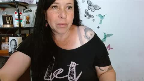 Snapshot of sadistikxx chatting on June 23, 11:58 pm SadistikXX online show from June 23, 11:58 pm