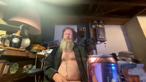 Snapshot of safety_fist chatting on January 19, 4:12 am safety_fist online show from January 19, 4:12 am