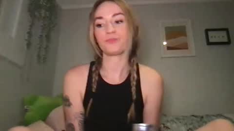 Snapshot of sagejessica chatting on December 30, 6:38 pm Jessica Sage online show from December 30, 6:38 pm