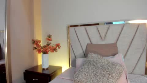 Sagira Belle online show from December 3, 6:17 pm