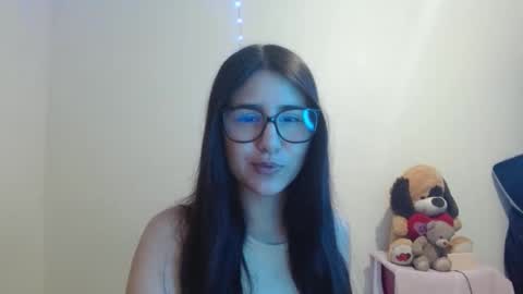 Snapshot of sahaliefox_ chatting on October 2, 10:17 pm Sahaliefox online show from October 2, 10:17 pm