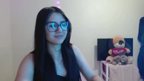 Snapshot of sahaliefox_ chatting on October 7, 11:13 pm Sahaliefox online show from October 7, 11:13 pm