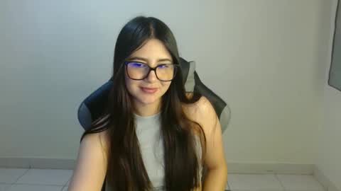 Snapshot of sahaliefox_ chatting on October 17, 10:01 pm Sahaliefox online show from October 17, 10:01 pm