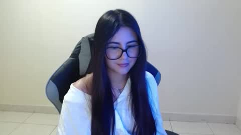 Snapshot of sahaliefox_ chatting on October 24, 7:10 pm Sahaliefox online show from October 24, 7:10 pm