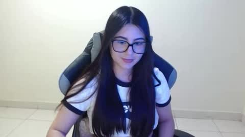 Snapshot of sahaliefox_ chatting on October 30, 9:04 pm Sahaliefox online show from October 30, 9:04 pm