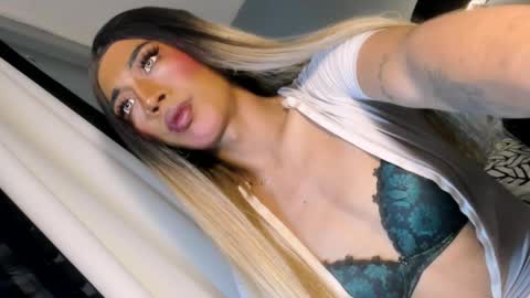 Snapshot of sahayafox chatting on April 19, 6:21 pm sahayafox online show from April 19, 6:21 pm