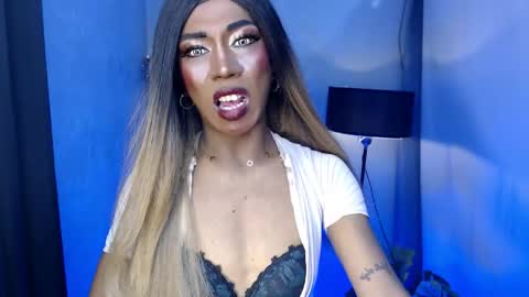 Snapshot of sahayafox chatting on May 3, 8:37 pm sahayafox online show from May 3, 8:37 pm