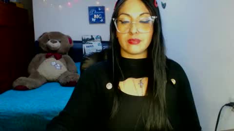 Snapshot of sahotlove1 chatting on November 13, 1:37 am Karina online show from November 13, 1:37 am