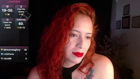 Snapshot of sahra_tayl0r_ chatting on February 5, 3:20 pm SARA online show from February 5, 3:20 pm