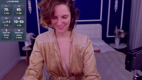 Adel online show from November 12, 7:31 am