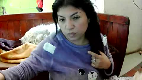 Snapshot of sailor_ruby7 chatting on December 22, 7:33 pm ruby chocoholic cakeholic coffeeholic cookieholic online show from December 22, 7:33 pm