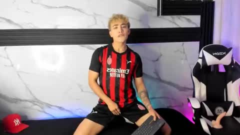 Juan online show from November 24, 11:10 am