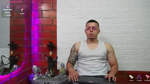 sainix_ online show from February 12, 2:50 am