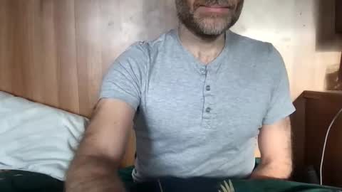 Snapshot of saint009 chatting on January 6, 12:13 pm saint009 online show from January 6, 12:13 pm