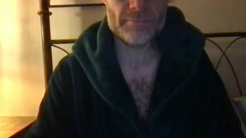 saint009 online show from March 8, 4:49 am