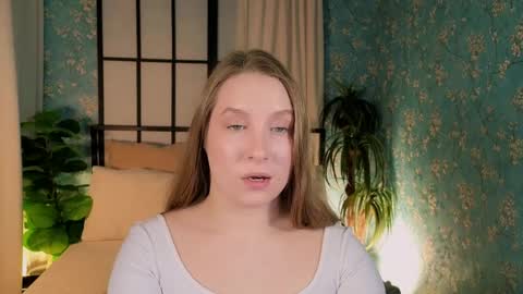 Trisha online show from April 4, 8:06 pm