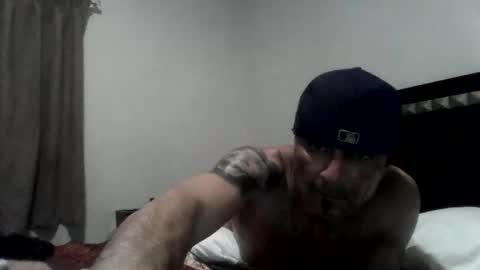 saintcali310 online show from April 7, 3:29 am