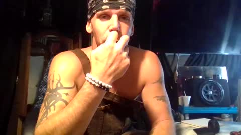 saintchriss online show from October 31, 7:20 am