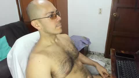 Snapshot of saintedy01 chatting on April 24, 12:18 pm saintedy01 online show from April 24, 12:18 pm