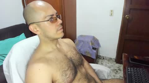 Snapshot of saintedy01 chatting on April 28, 12:21 pm saintedy01 online show from April 28, 12:21 pm