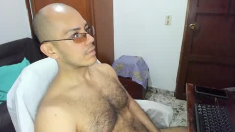 Snapshot of saintedy01 chatting on April 29, 2:10 pm saintedy01 online show from April 29, 2:10 pm
