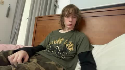 Snapshot of saintfawn chatting on April 24, 3:09 am saintfawn online show from April 24, 3:09 am