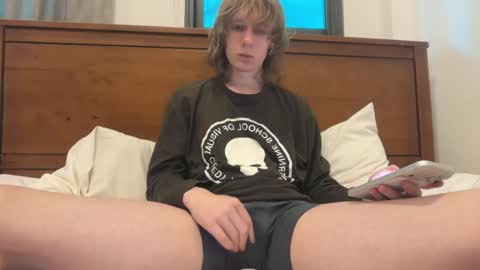 Snapshot of saintfawn chatting on June 3, 1:19 am saintfawn online show from June 3, 1:19 am