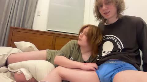 Snapshot of saintfawn chatting on June 6, 4:44 pm saintfawn online show from June 6, 4:44 pm