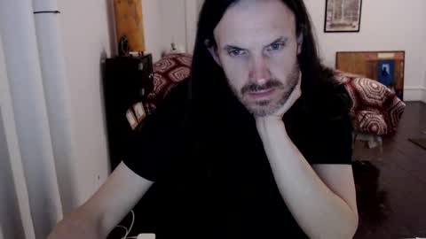 SaintReeves online show from December 9, 3:18 am