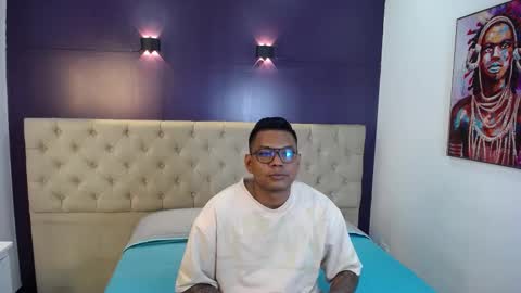 Snapshot of saipadpuer30 chatting on February 4, 3:33 am Saipadpuer30 online show from February 4, 3:33 am