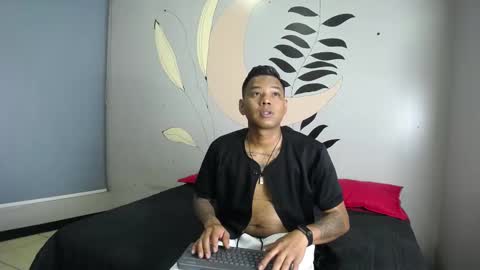 Snapshot of saipadpuer30 chatting on February 5, 7:50 am Saipadpuer30 online show from February 5, 7:50 am