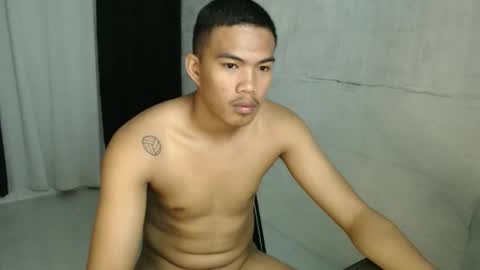 Snapshot of saj_taylor chatting on November 28, 1:52 am Taylor online show from November 28, 1:52 am