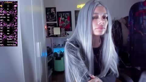 Snapshot of sakaexxx chatting on February 16, 6:43 am online show from February 16, 6:43 am