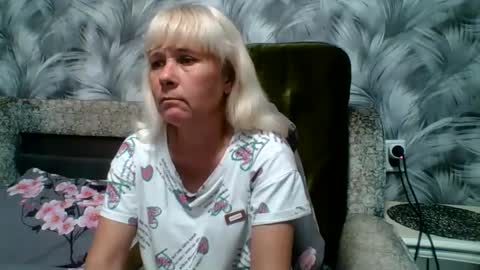 Snapshot of sakura_blonde chatting on October 13, 8:47 am sakura_blonde online show from October 13, 8:47 am