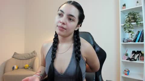 Snapshot of sakura_harper chatting on March 5, 5:40 am Sakura Harper online show from March 5, 5:40 am