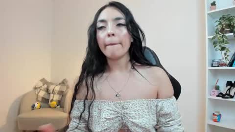 Snapshot of sakura_harper chatting on March 6, 9:14 am Sakura Harper online show from March 6, 9:14 am